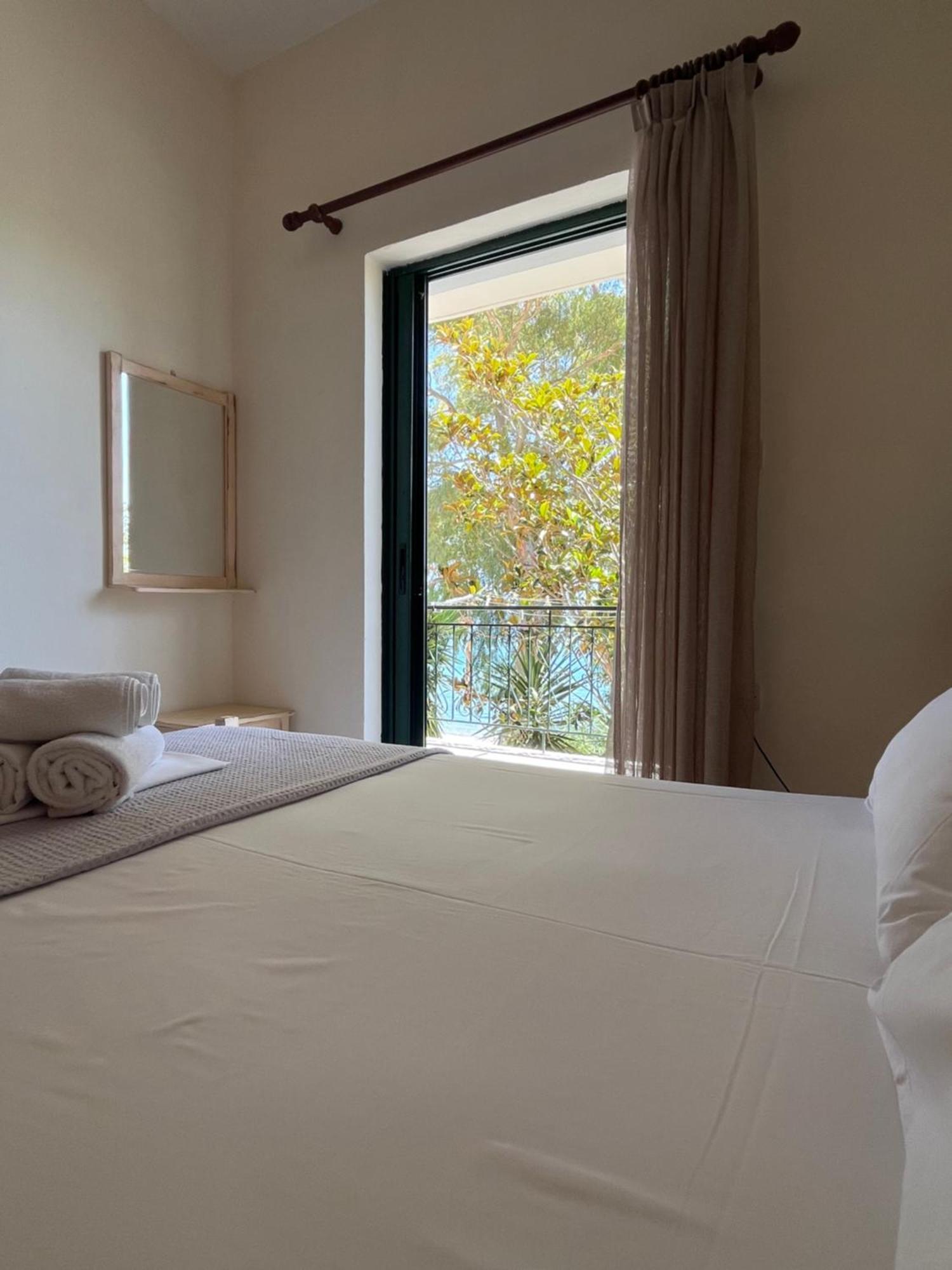 9 Muses Villas Chrani Bagian luar foto